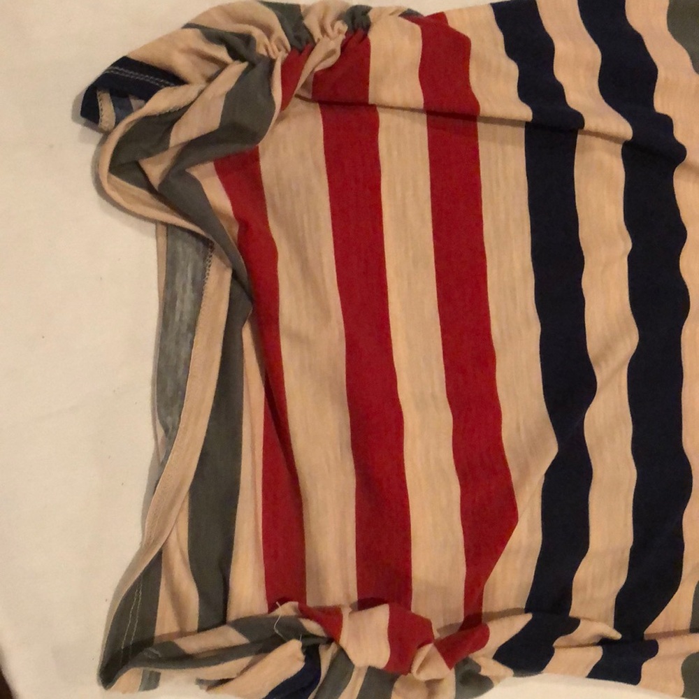 Top - Picture 4 of 4